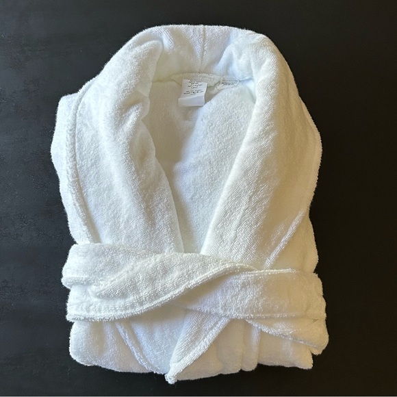 Pottery Barn Teen Other - Pottery Barn Teen new quick-dry organic bath robe